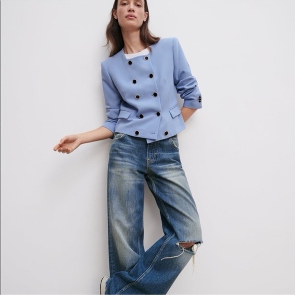Zara Jackets & Blazers - Zara blogger favorite cropped double breasted blue blazer L